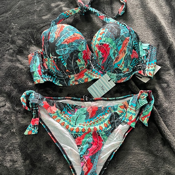 Pour Moi Other - Pour Moi Tropical Print Underwire Bikini Set - Teal & Coral